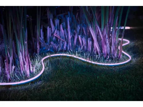Không gian ánh sáng trắng và màu Hue Lightstrip Outdoor